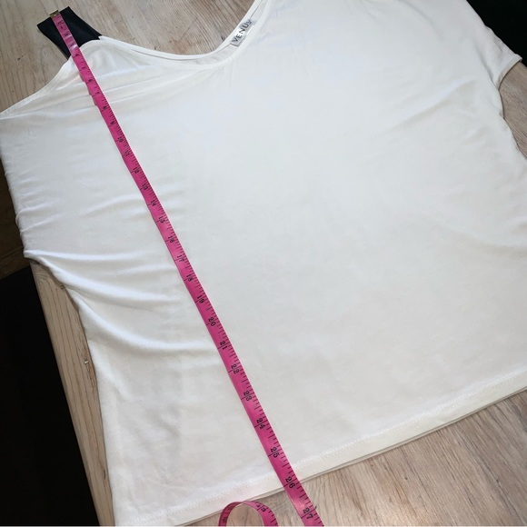 NWOT Flowy Color Block Dolman Cold Shoulder Top - Picture 15 of 16